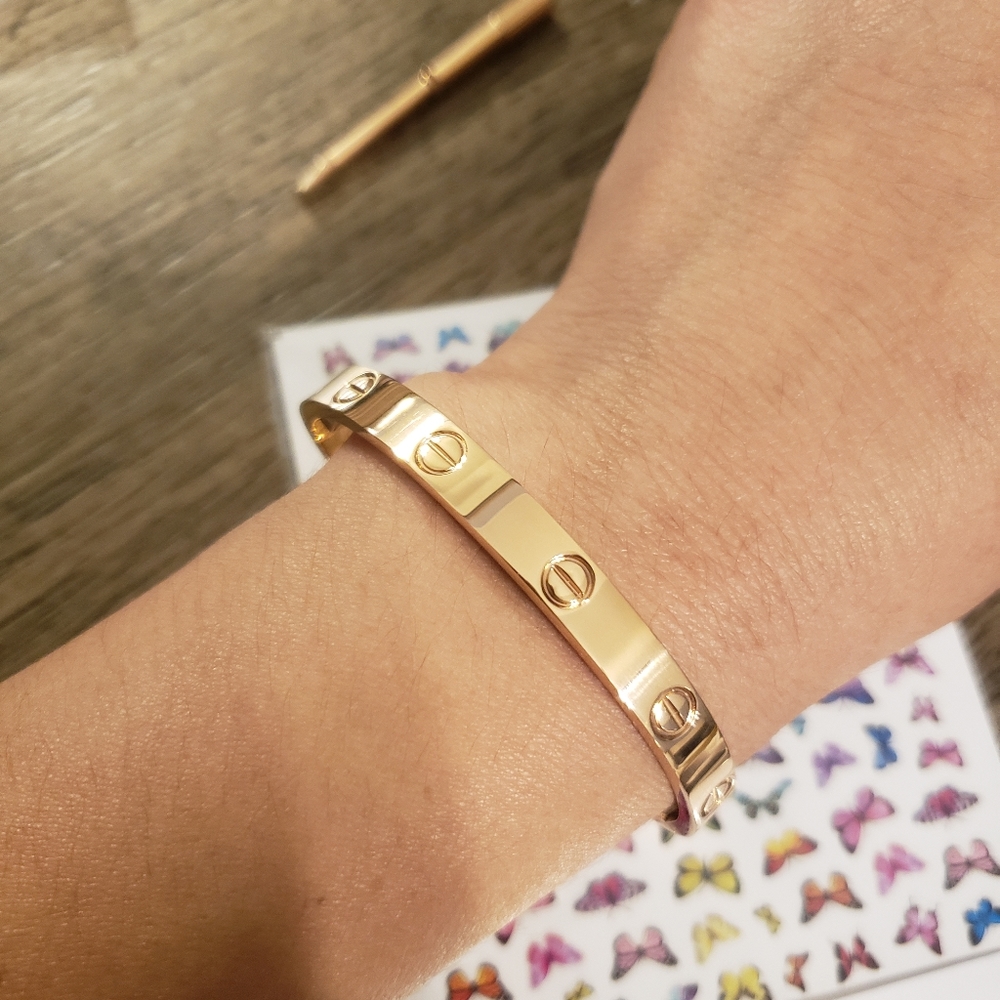 Rose gold plated bracelet